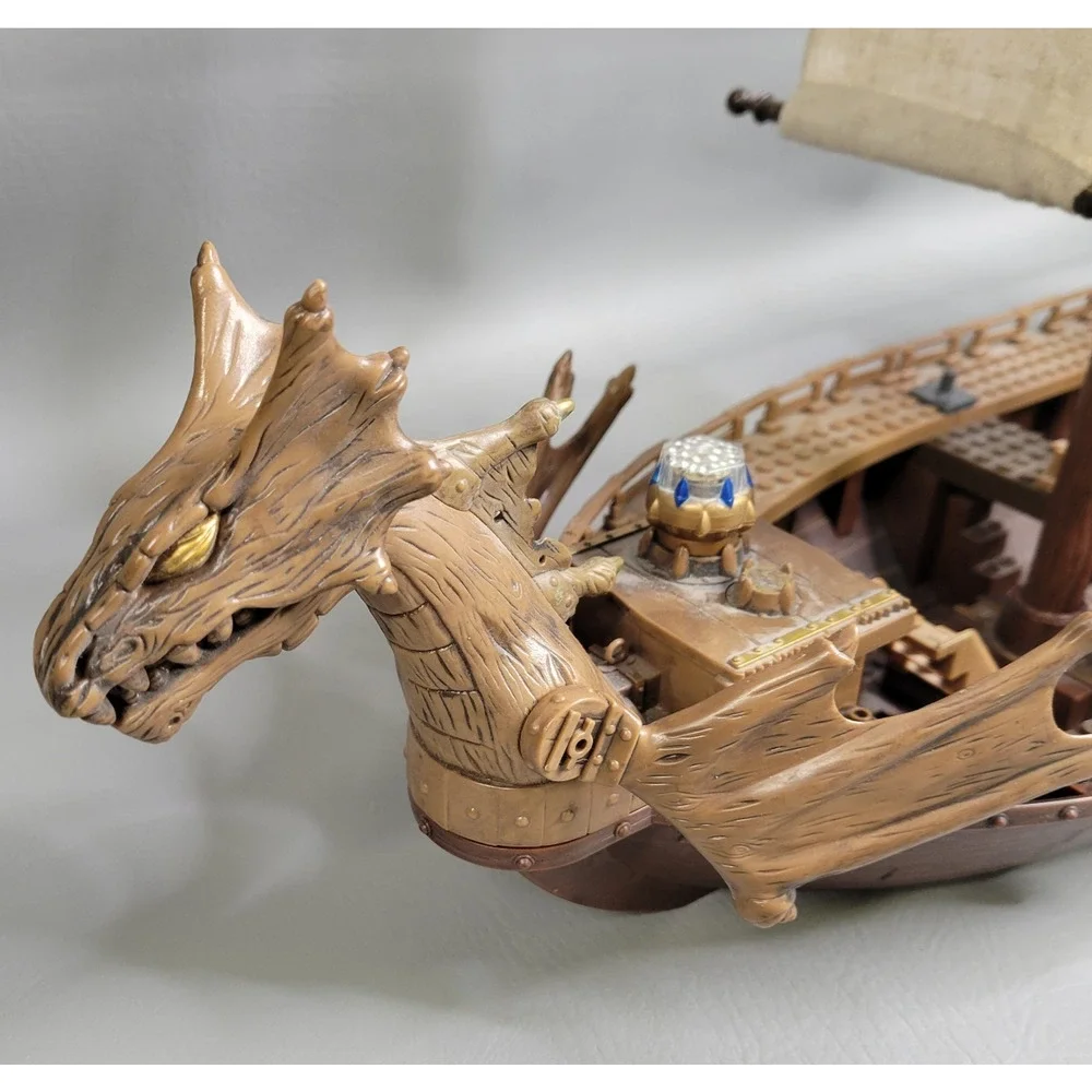 MEGA BLOKS Dragons Krystal Wars Man-O-War Ship Set 9895 Incomplete Dragon Works